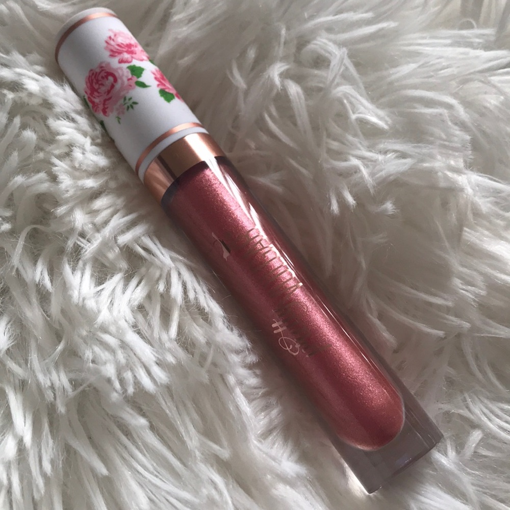 Liquid lipstick - pretty vulgar